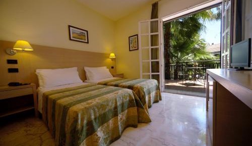 Double or Twin Room with Balcony