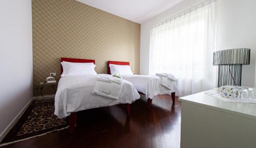 Standard Double or Twin Room with Garden View