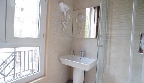 Double Room with Shower
