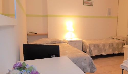 Economy Twin Room