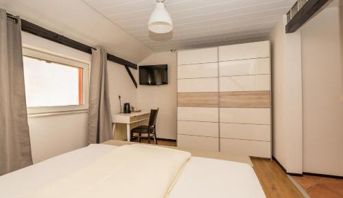 Standard King Room