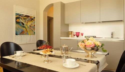 One-Bedroom Apartment (2 Adults)