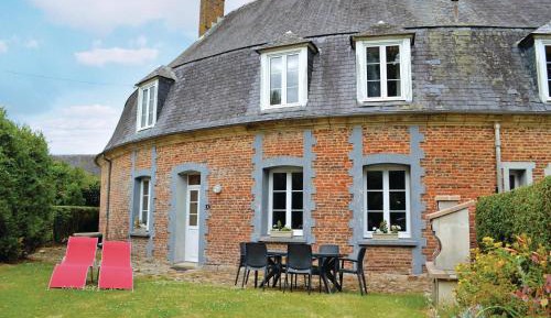 Three-Bedroom Holiday Home 