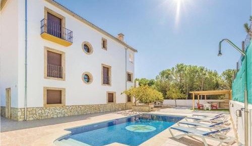 Four-Bedroom Vacation Home