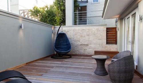 Courtyard Suite