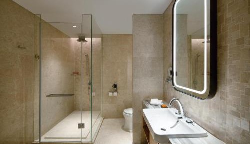 Standard Twin Room with Balcony