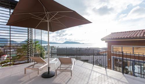 Four-Bedroom Villa with Sea View
