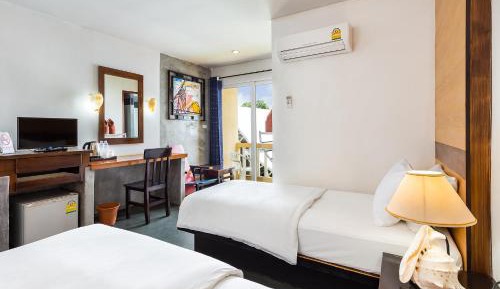 Standard Twin Room