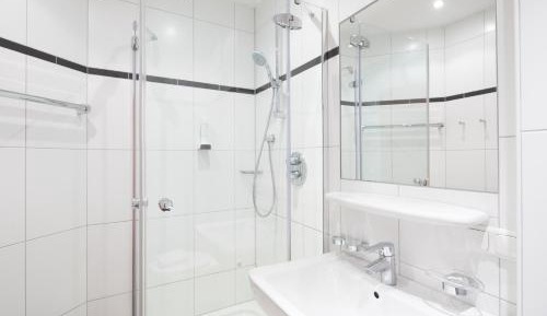 Apartment (4 Adults)