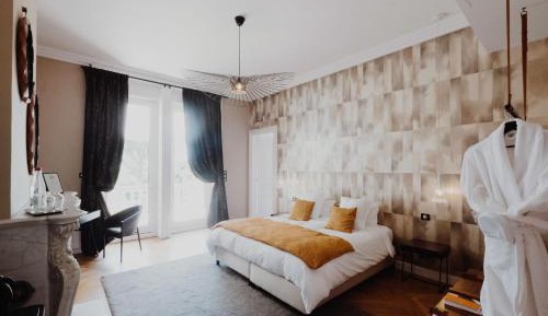 Superior Double or Twin Room with Terrace