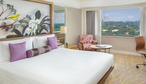 Dusit King Room