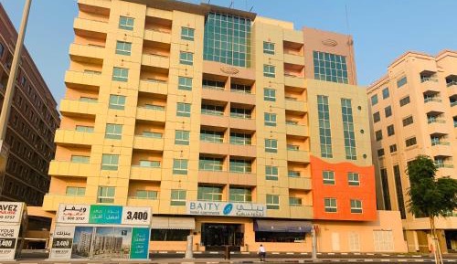 Deluxe One-Bedroom Apartment