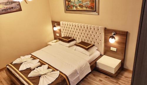 Superior Suite with Balcony