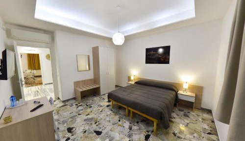 Triple Room with Private Bathroom
