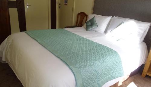 Deluxe Double Room with Shower