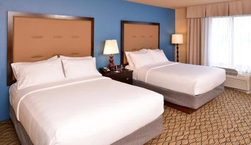 Standard Room with Two Queen Beds