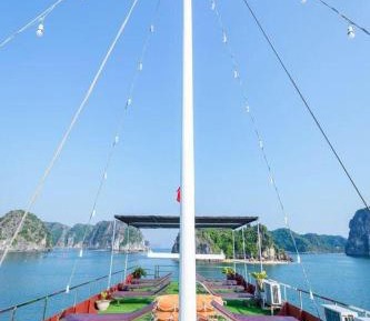 Deluxe Twin Room with Sea View