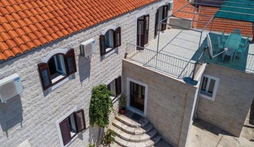 Four-Bedroom Holiday Home