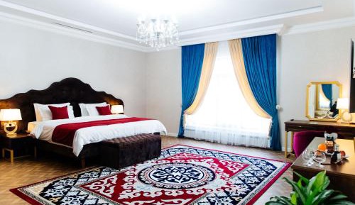 Large Double Room