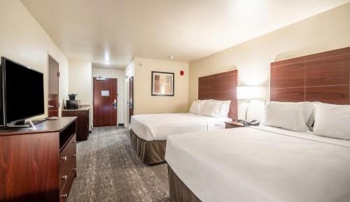 Queen Room