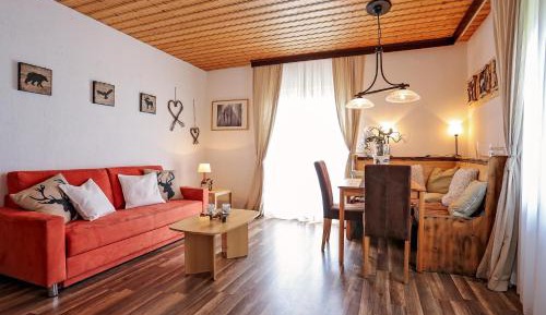 Apartment with Lake View