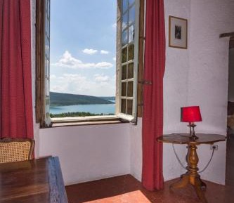 Family Room with Lake View