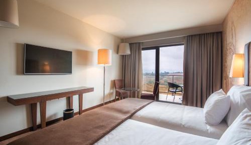 Family Twin Room (2 Adults + 1 Child)