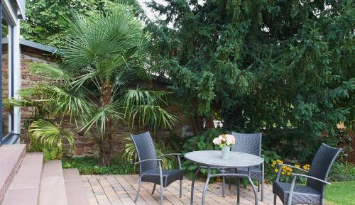 Apartment Blaupause with Garden View