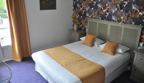 Deluxe Double Room with Terrace
