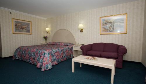 Junior Suite with Balcony