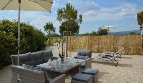 Two-Bedroom House Mountain View