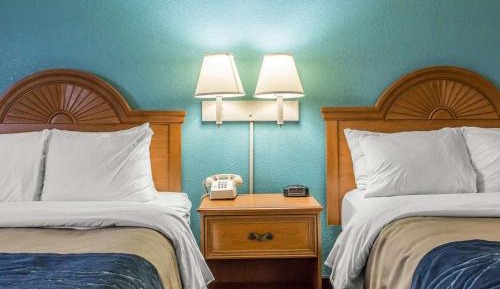 Double Room with Two Double Beds - Non-Smoking