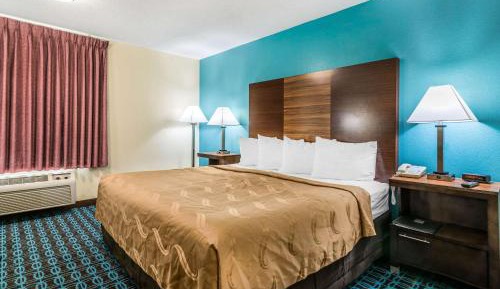 King Room - Accessible/Non-Smoking