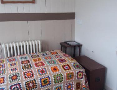 Single Room with Shared Toilet