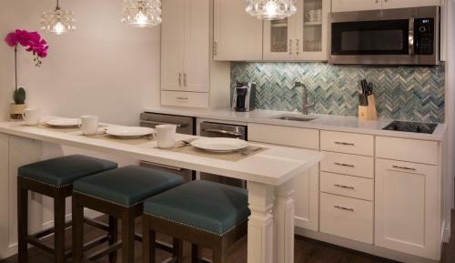 Superior King Suite