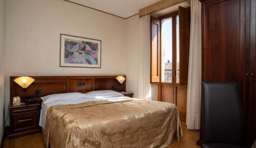 Classic Double Room