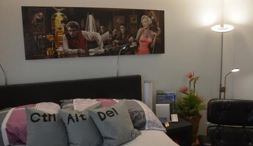 Deluxe King Room