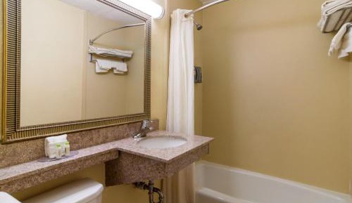 King Room with Spa Bath