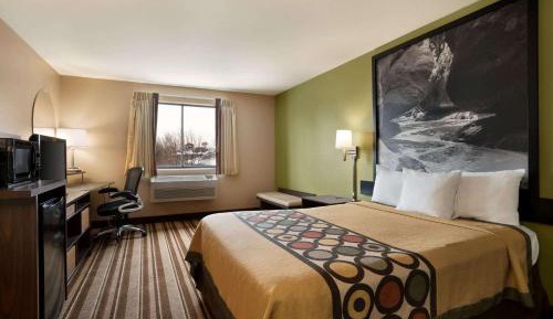 King Room - Non-Smoking