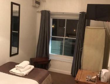 Standard Single Room with Shared Bathroom