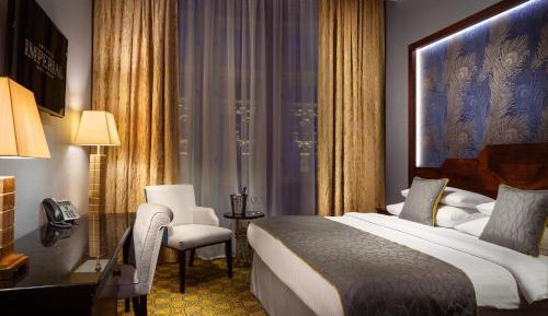 Deluxe Double or Twin Room