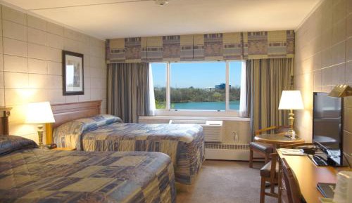 Queen Room with Two Queen Beds - Non-Smoking