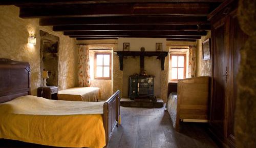 Family Room with Mountain View