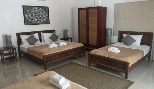 Deluxe Family Room