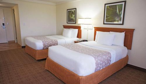 Double Room with Bathtub and Grab Bars - Mobility Access/Non-Smoking