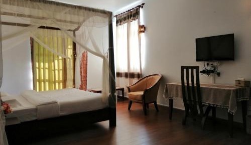 Superior Family Room