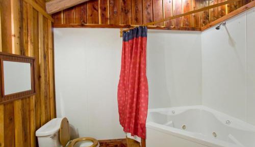 King Suite with Spa Bath