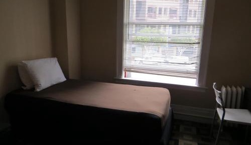 Single Room with Shared Bathroom