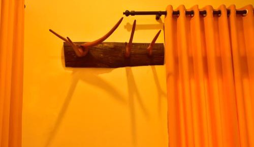 Sendiya Room with Netural Bathroom