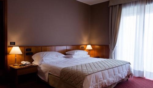 King Room with Balcony